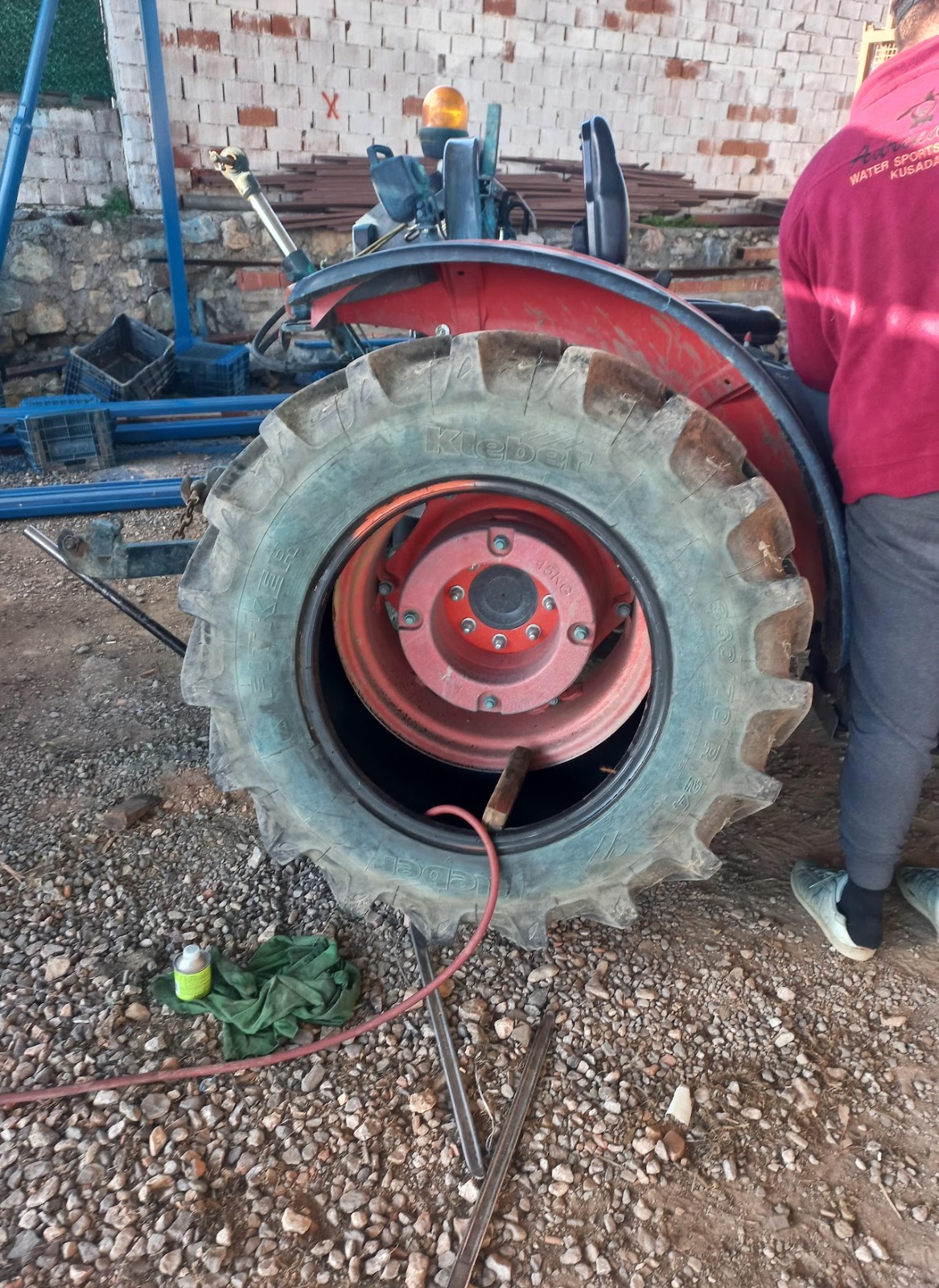 Selçuk Lastik Tamiri 6
